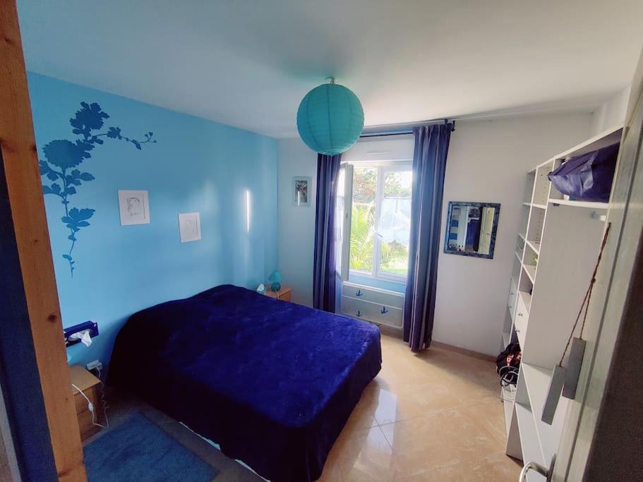 Maison A 400 M De La Holiday home Saint-Germain-sur-Ay